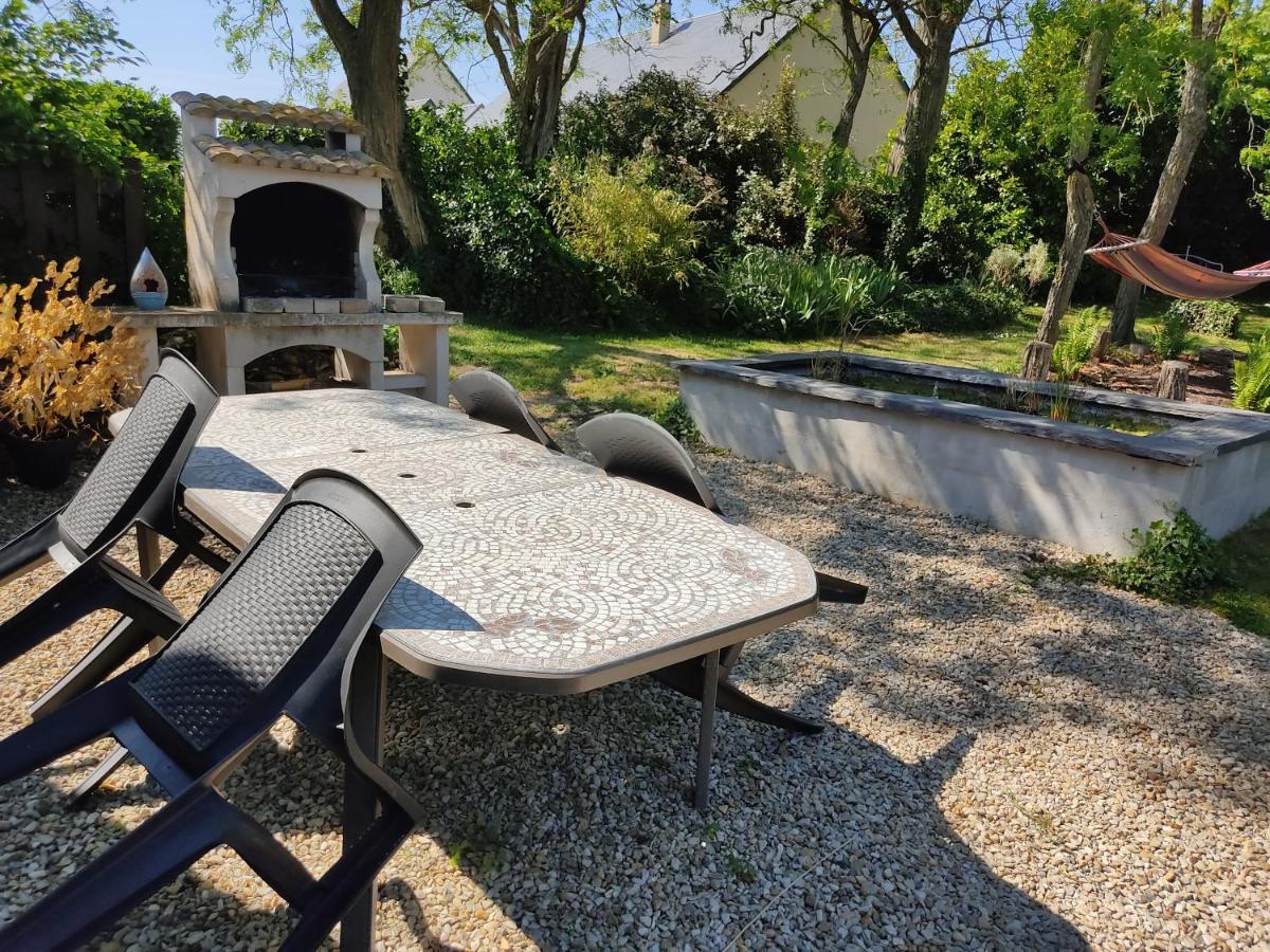 Au Jardin De La Marquetterie Cigogne